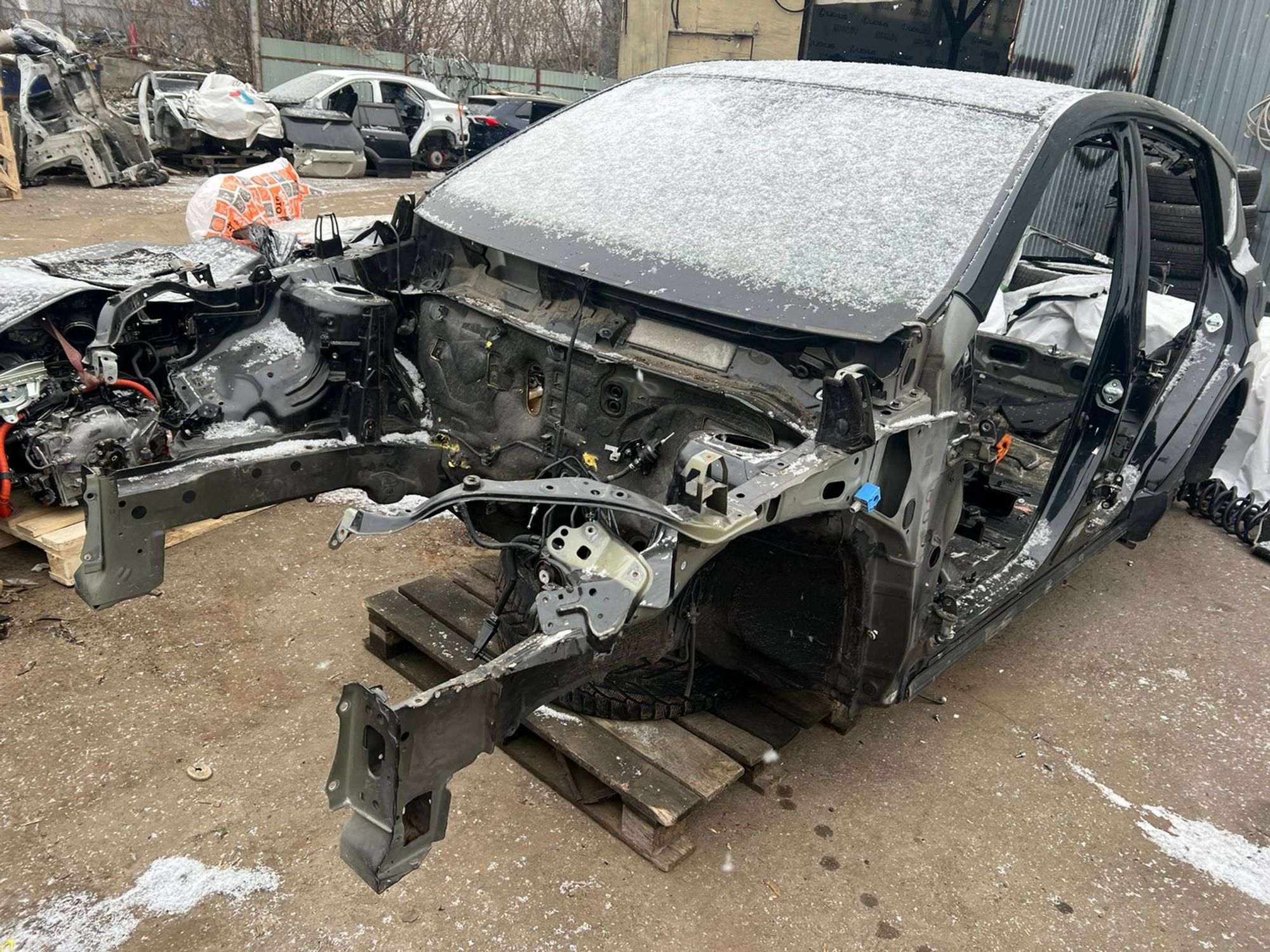 Кузов целиком Toyota RAV4 A40