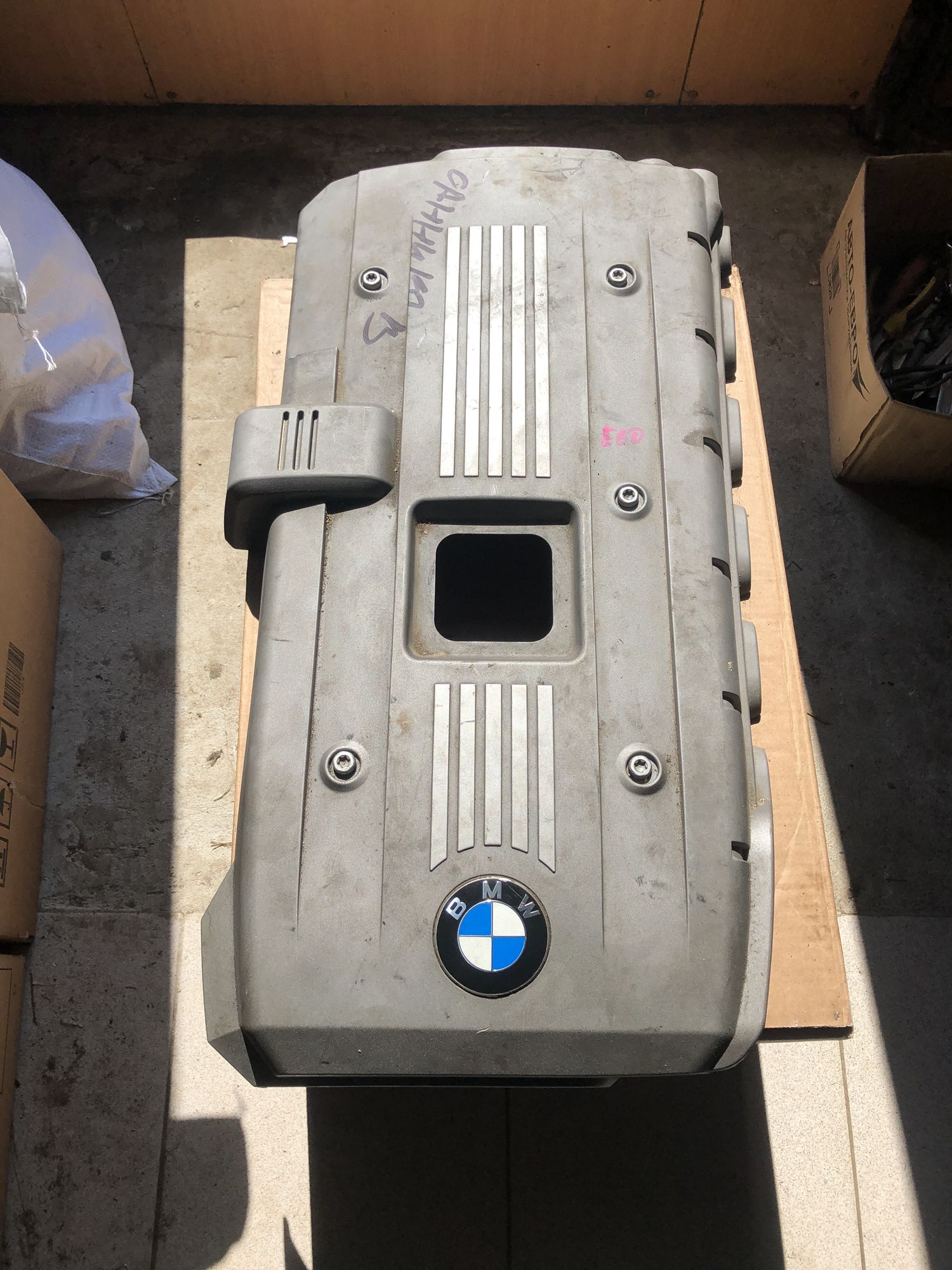 Декоративная крышка двигателя BMW 5 серия E60 25