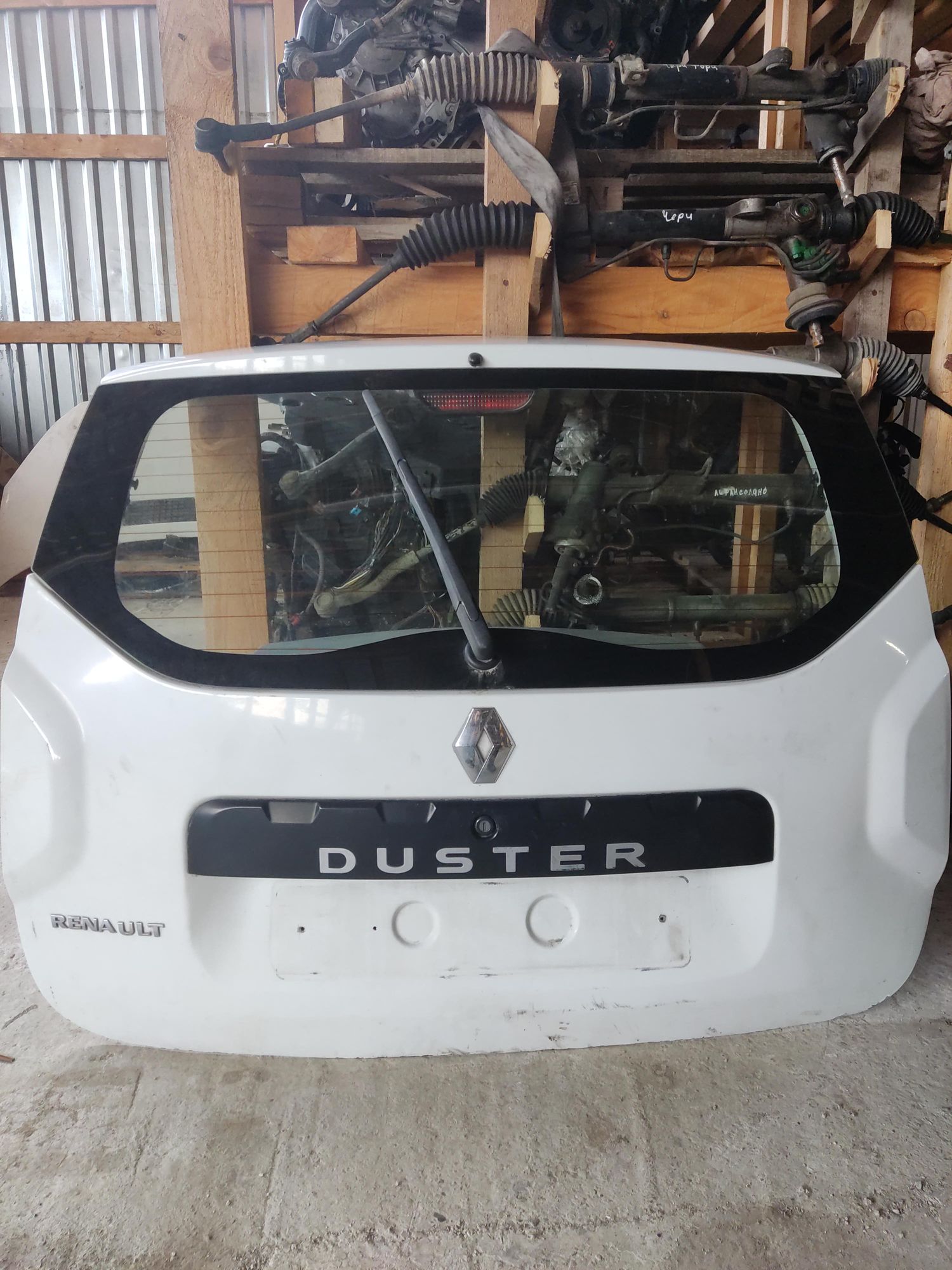 Крышка багажника Renault Duster I рестайлинг