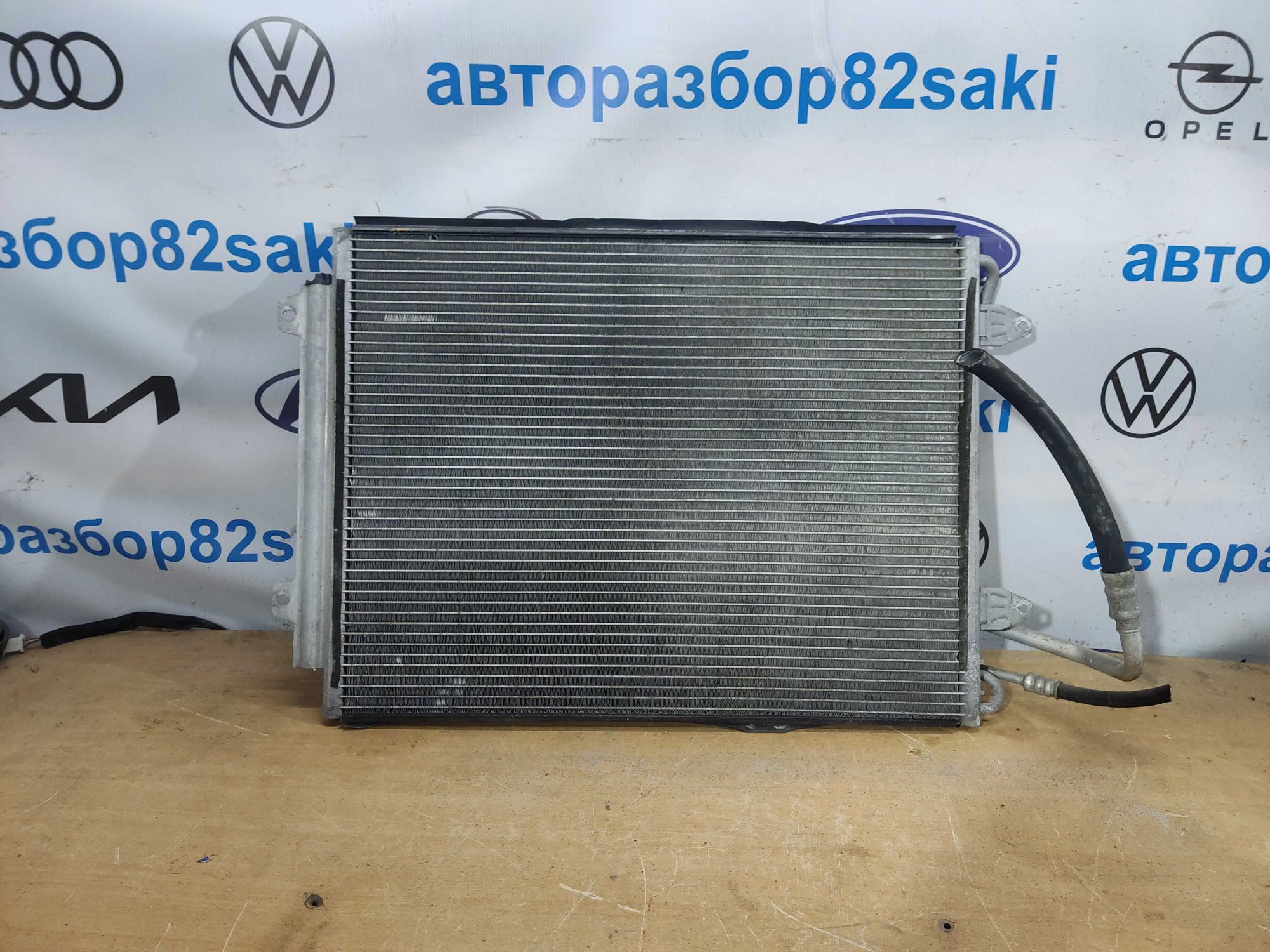 Радиатор кондиционера Volkswagen Passat B6