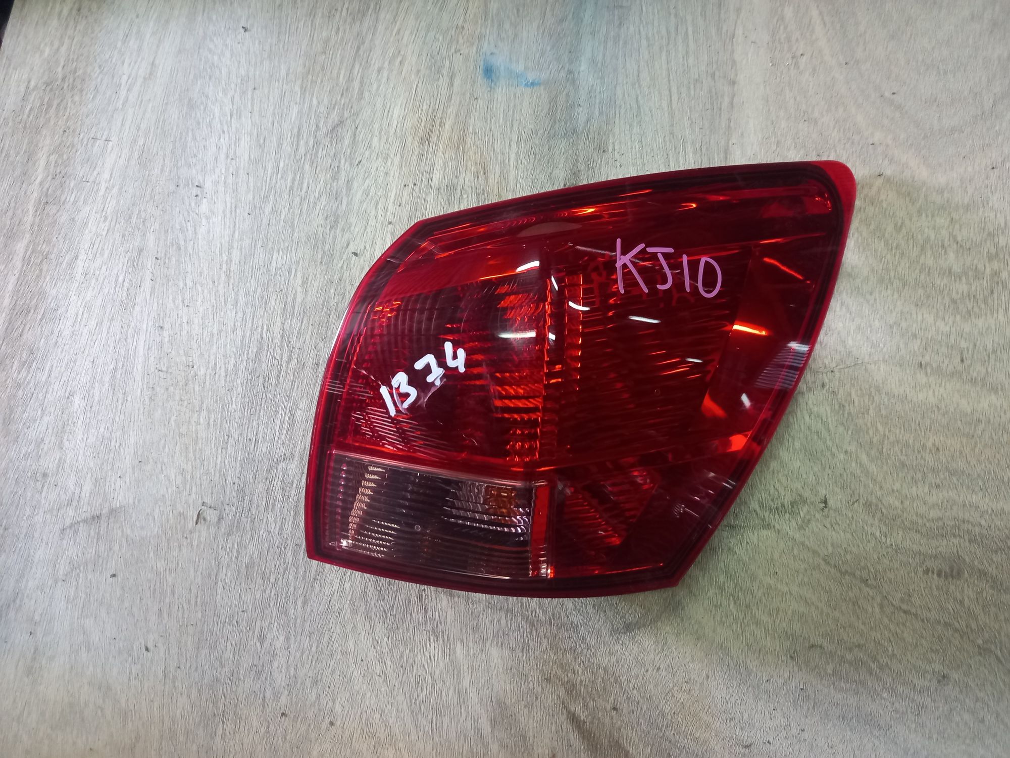 1374 Стоп-сигнал задний правый Nissan Qashqai KJ10