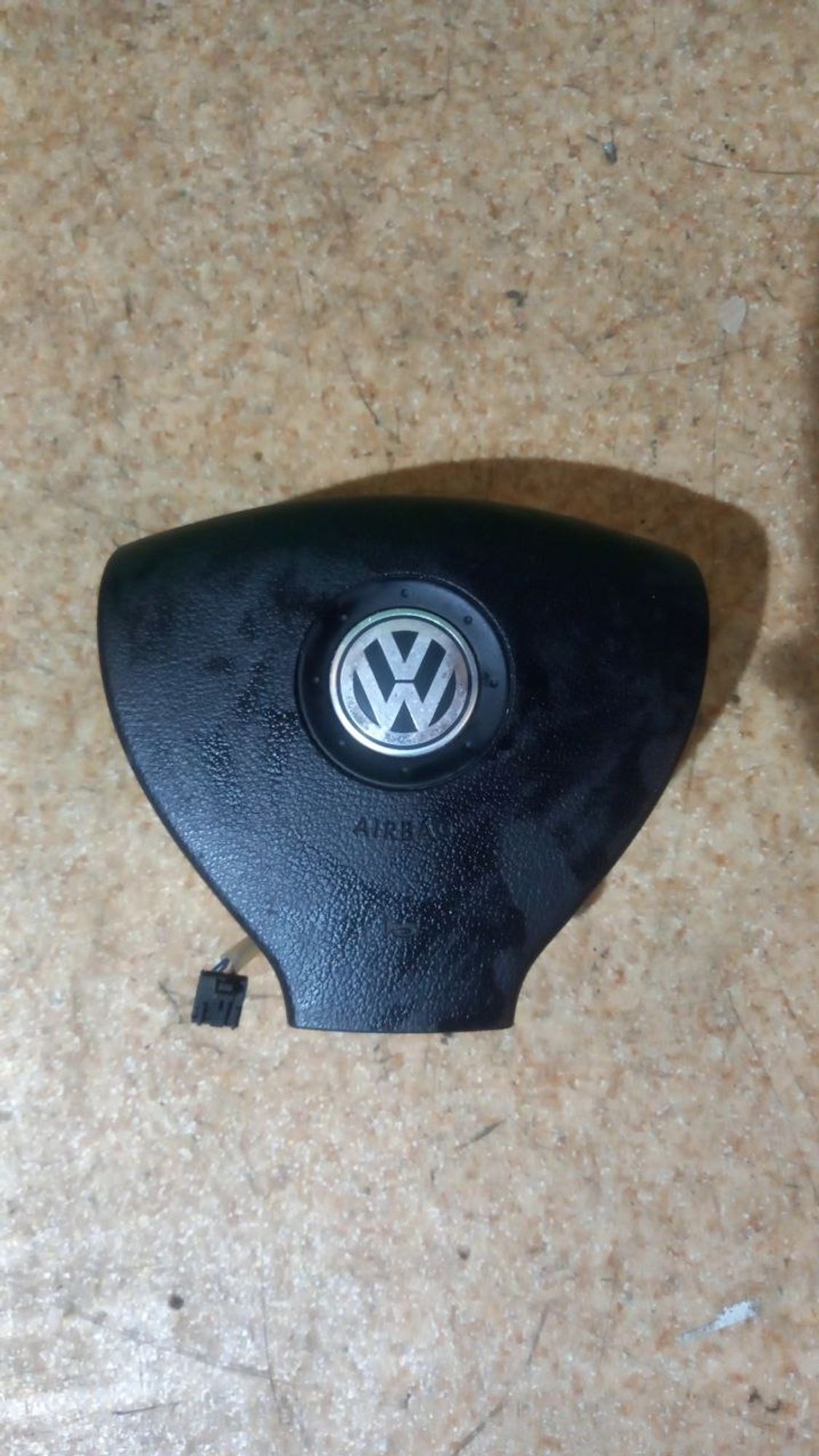 Подушка безопасности в руле Volkswagen Golf Plus I