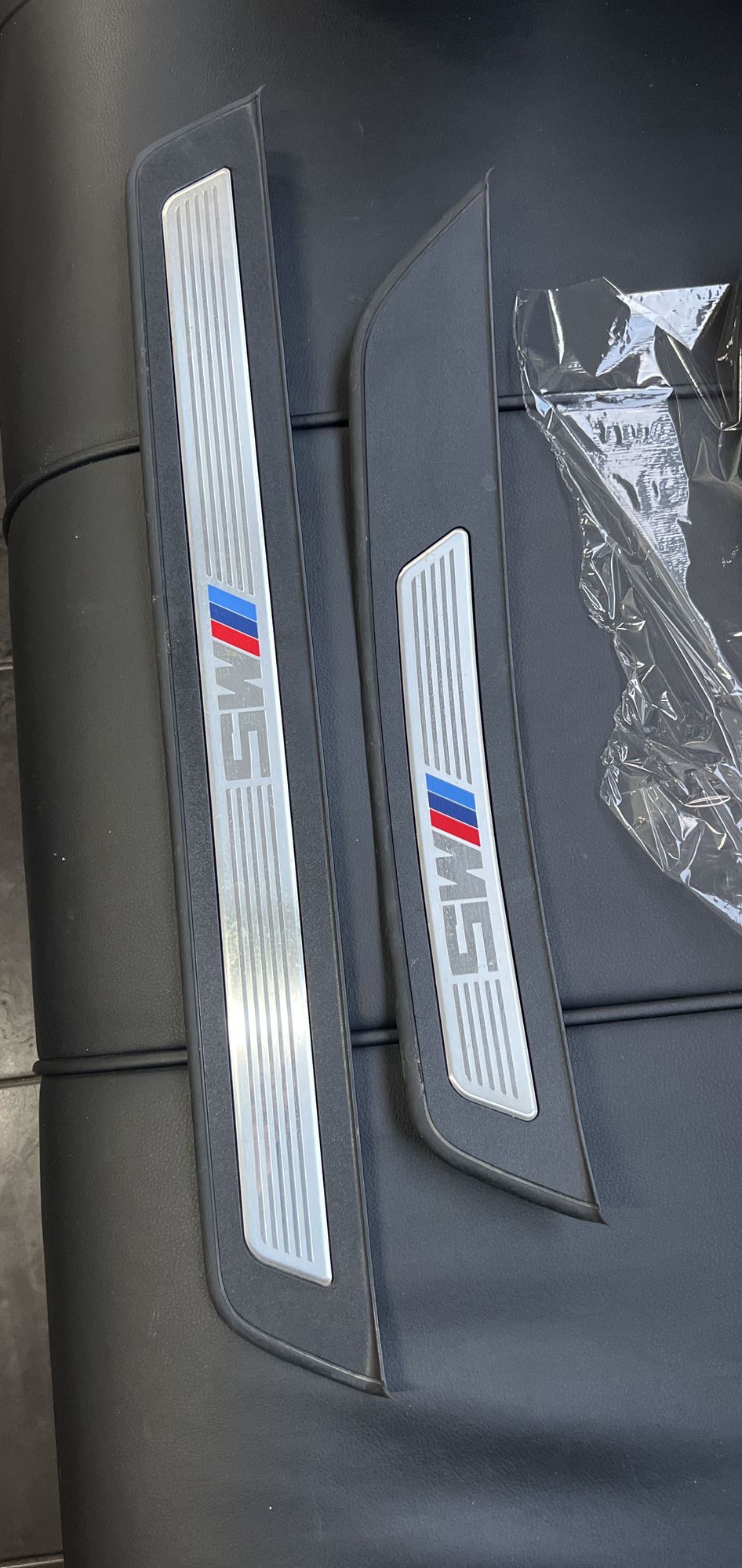 Накладка на порог BMW М5  F10
