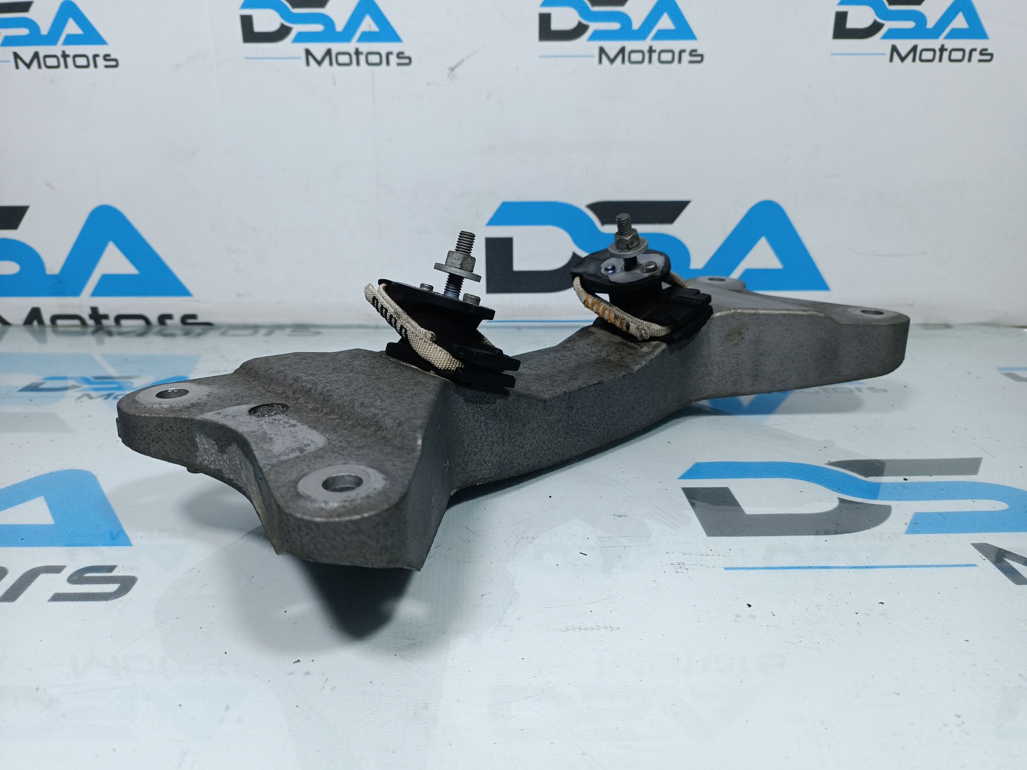 Подушка АКПП BMW F20/F21/F30/F31 из Японии