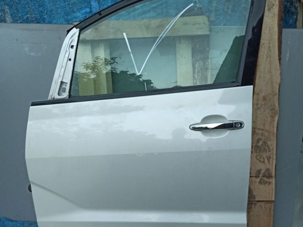 Дверь левая передняя в сборе Toyota Alphard I Рестайлинг
