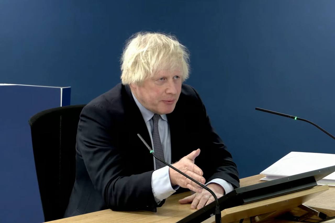 លោក Boris Johnson អតីតនាយករដ្ឋមន្ត្រីអង់គ្លេស សុំទោសគ្រួសារជនរងគ្រោះដោយសារកូវីដ-១៩