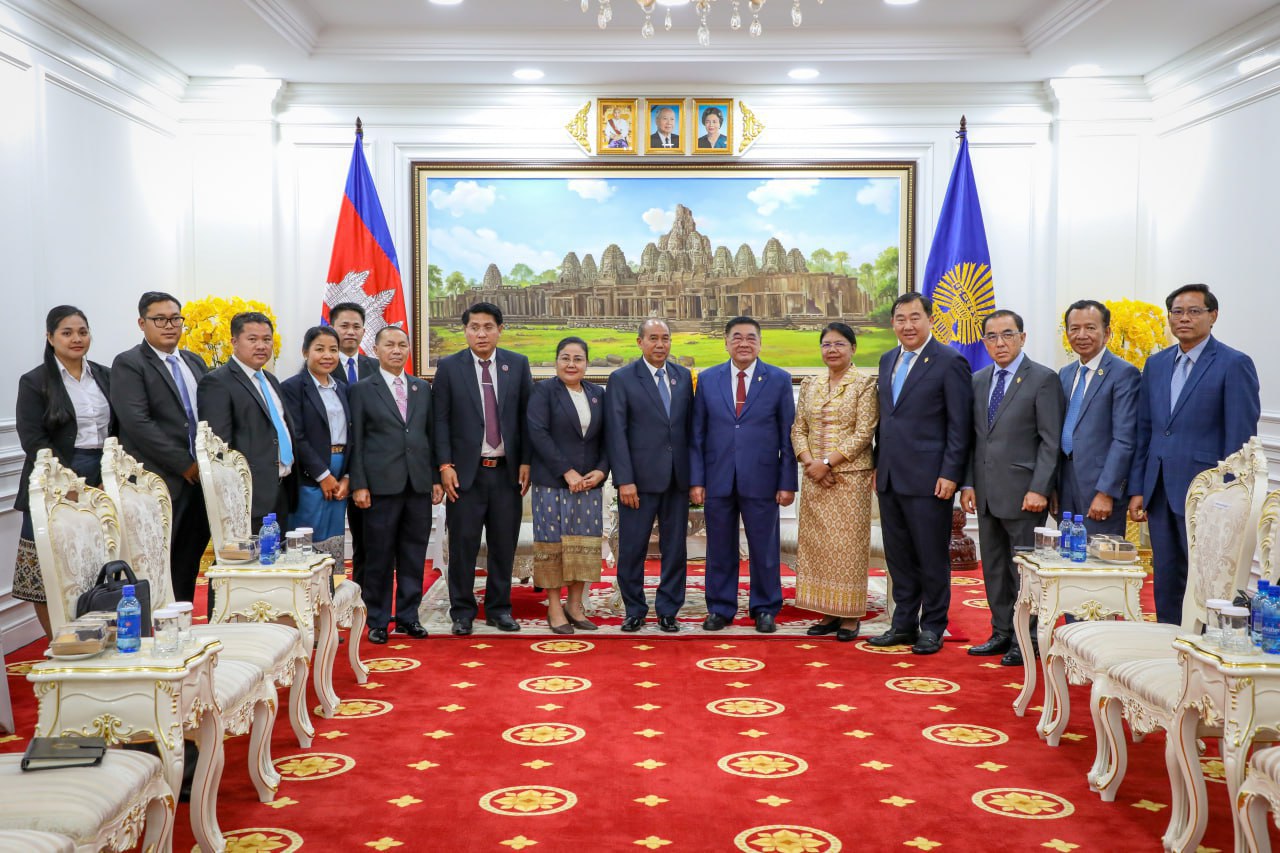 The National Assembly of Cambodia and Laos PDR wish that the governments of both countries completed the demarcation of the border as soon as possible