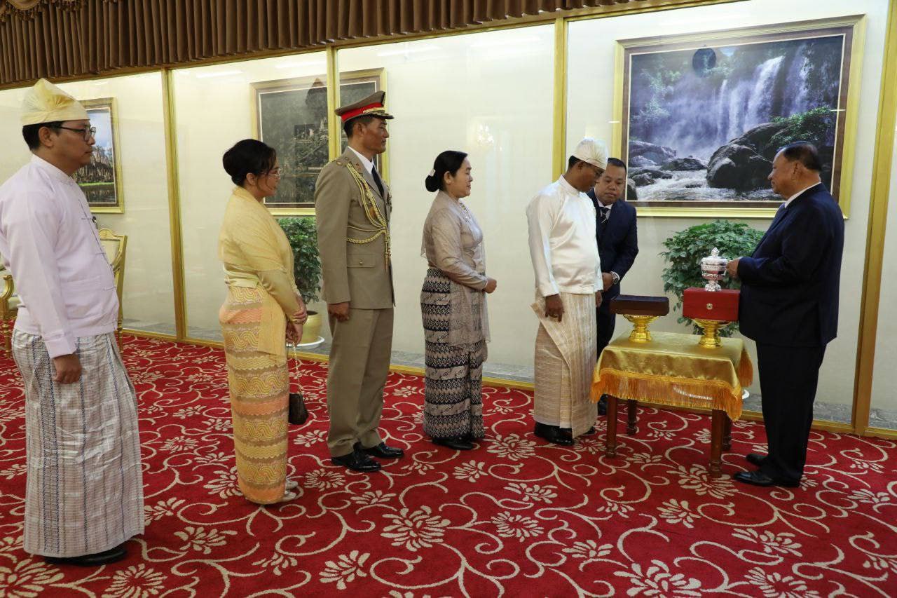 Acting Head of State receives credential letter from newly-appointed Ambassador of the Republic of Myanmar