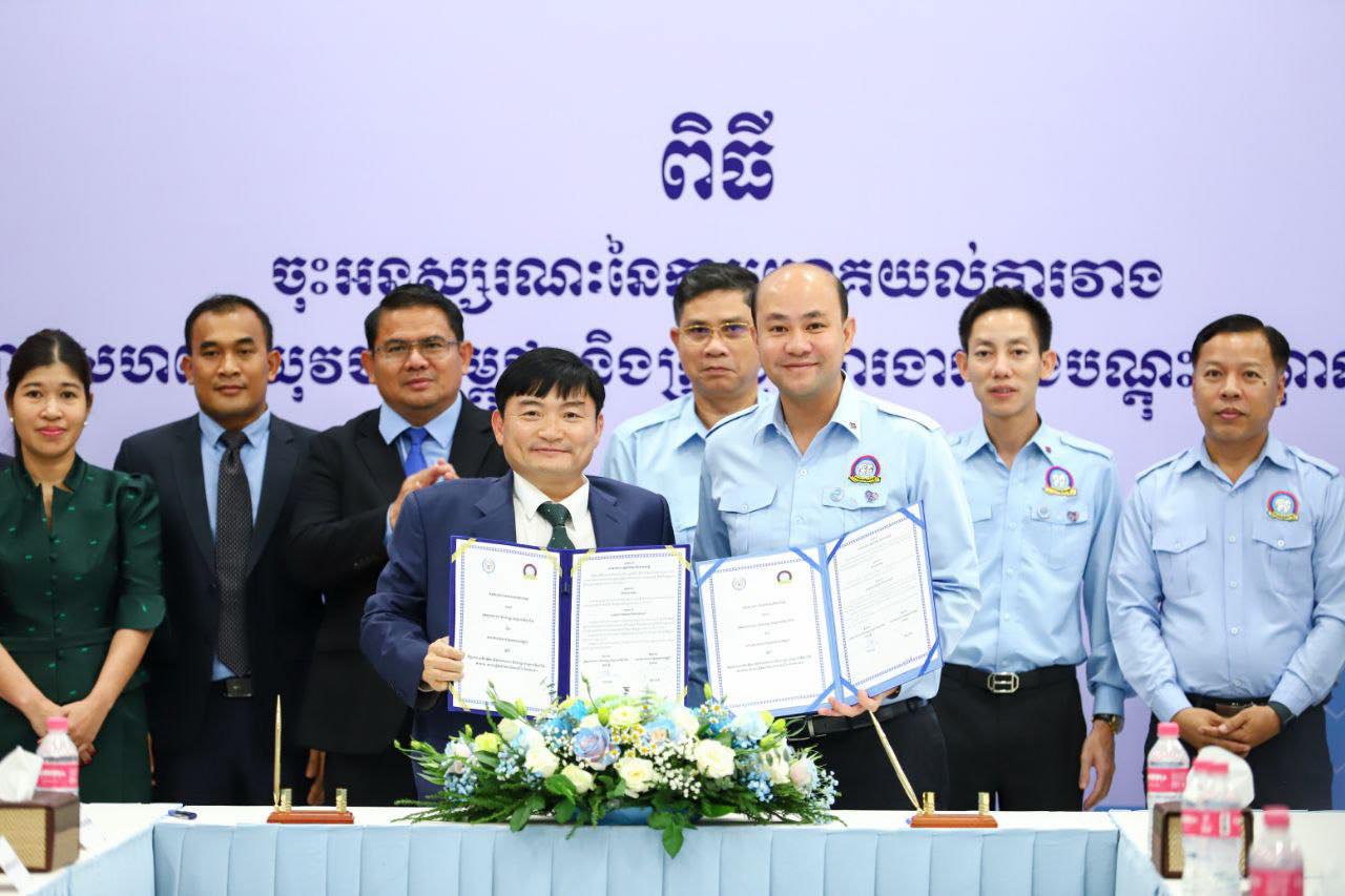 The Ministry of Labor and the Union of Youth Federation of Cambodia signed a Memorandum of Understanding to promote the dissemination of vocational and technical training to young people