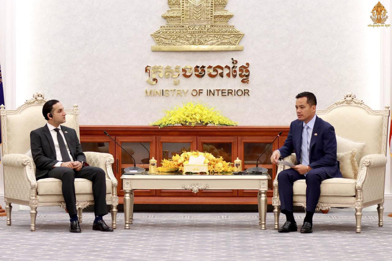 Pakistan believes in Cambodian government leadership