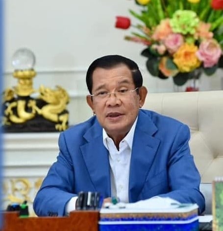 Cambodian Premier urges the authorities at all levels to make efforts to provide vaccines against COVID-19 to the people who missed out on various reasons as soon as possible