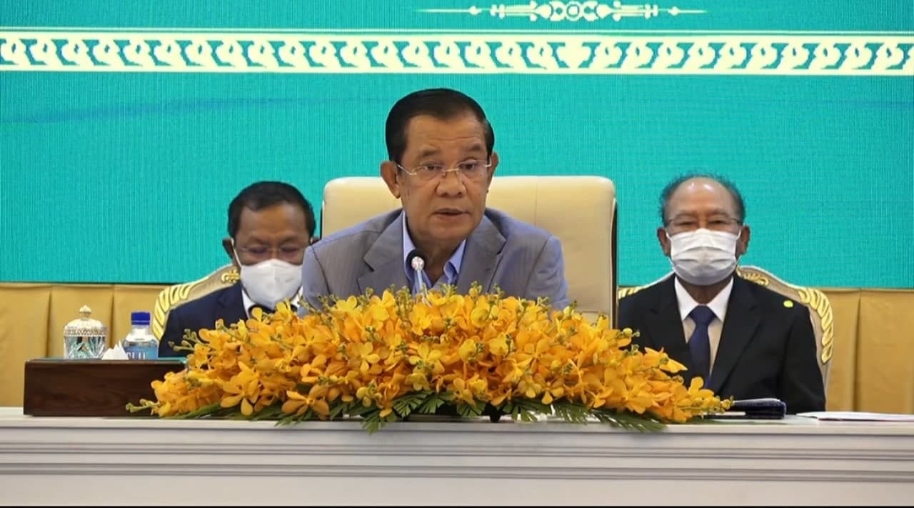 Samdech Hun Sen announces to re-open the country in all fields from November 1 onwards