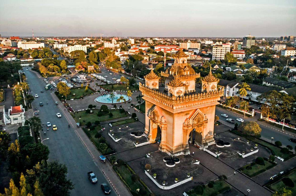 ADB៖ ប្រទេសឡាវនឹងឃើញកំណើនមធ្យមនៅឆ្នាំ ២០២៤