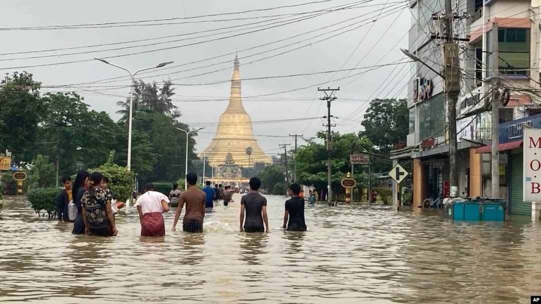 ទឹកជំនន់ដ៏ខ្លាំងនៅភាគខាងត្បូងប្រទេសមីយ៉ាន់ម៉ា បានជម្លៀសមនុស្សជាង ១០,០០០នាក់