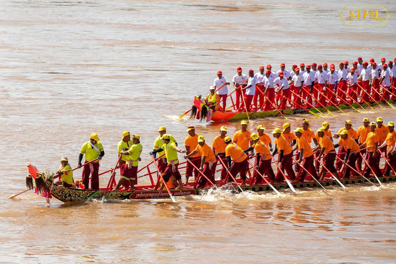 ព្រះ​រាជពិធីបុណ្យអុំទូករួមចំណែកថែរក្សាប្រពៃណីវប្បធម៌ខ្មែរ កម្សាន្ត និងបង្កើនចំណូលដល់អាជីវក