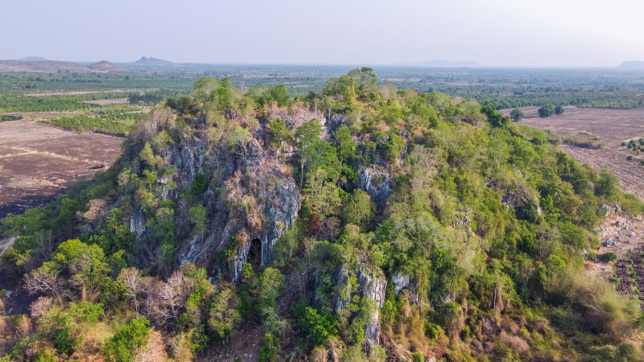 ស្ថានីយបុរេប្រវត្តិសាស្រ្ត ល្អាងស្ពាននៃតំបន់ភ្នំទាក់ទ្រាំង ជាគោលដៅទេសចរណ៍ ថ្មីមួយទៀតក្នុងខេត្តបាត់ដំបង