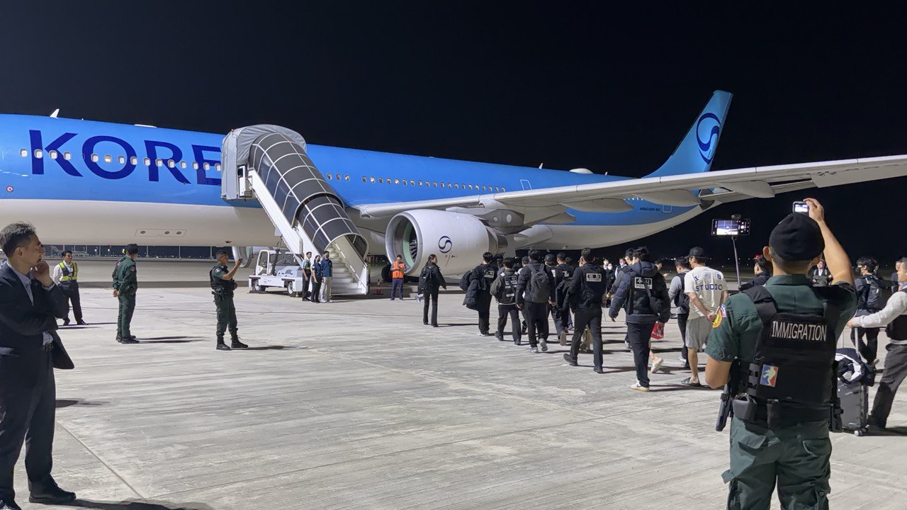 កម្ពុជាបណ្តេញជនជាតិកូរ៉េខាងត្បូង និងភូមាជាង ២០០នាក់ពាក់ព័ន្ធនឹងការឆបោកតាមប្រព័ន្ធបច្ចេកវិទ្យា