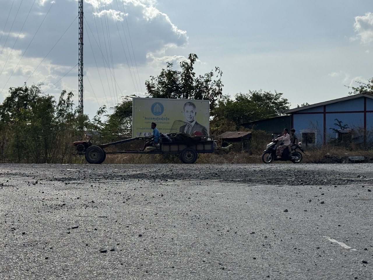 រដ្ឋបាលបន្ទាយមានជ័យ អះអាងថា ភូមិចំនួន៤នៅតំបន់បឹងត្រកួន ត្រូវយោធាថៃហ៊ុមព័ទ្ធរំលោភកាន់កាប់ដោយខុសច្បាប់