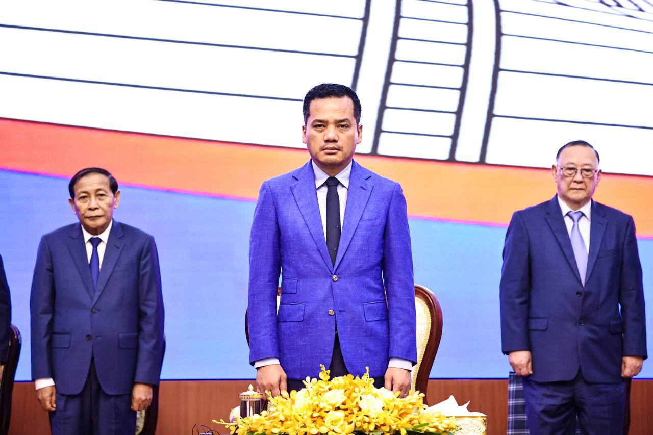 ឯកឧត្តម ស សុខា អញ្ជើញបើកសិក្ខាសាលាចែករំលែកចំណេះដឹង និងបទពិសោធប្រព័ន្ធរដ្ឋបាលមេត្រូប៉ូលីតែន