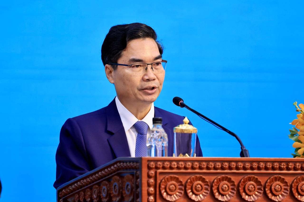 រដ្ឋមន្រ្តីក្រសួងមហាផ្ទៃ អំពាវនាវអង្គការ សមាគម ដៃគូអភិវឌ្ឍន៍ បន្តចូលរួមលើកកម្ពស់អភិវឌ្ឍន៍ជាតិ