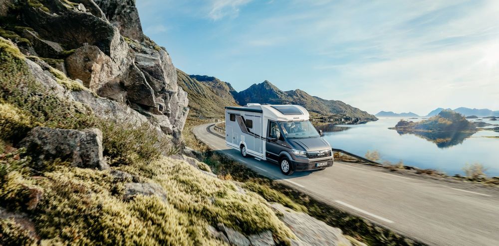 Teilintegriertes Wohnmobil kaufen Dresden