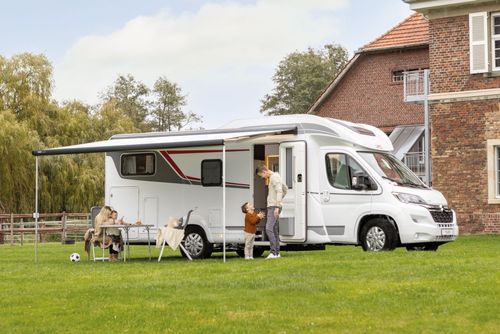 Teilintegriertes Wohnmobil mieten