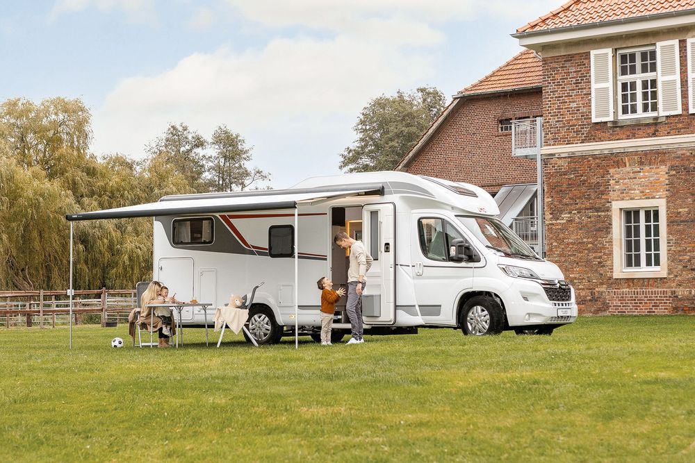 Teilintegriertes Wohnmobil mieten