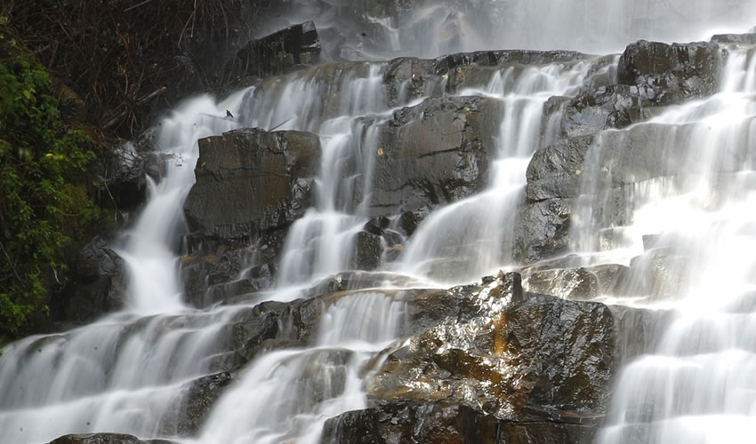 Karera Waterfalls