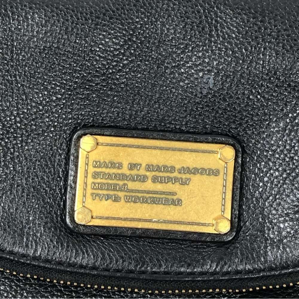 $500 Marc by Marc Jacobs Black Gold Leather Hobo Hillier Shoulder Crossbody  Bag - Lust4Labels