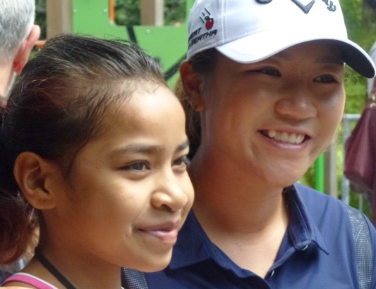 Lydia Ko with ROMAC patient Clara at RMH