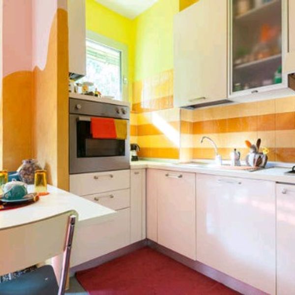 Luce, colore e sole donne:la tua stanza a Milano – tutto incluso a Milano foto 3