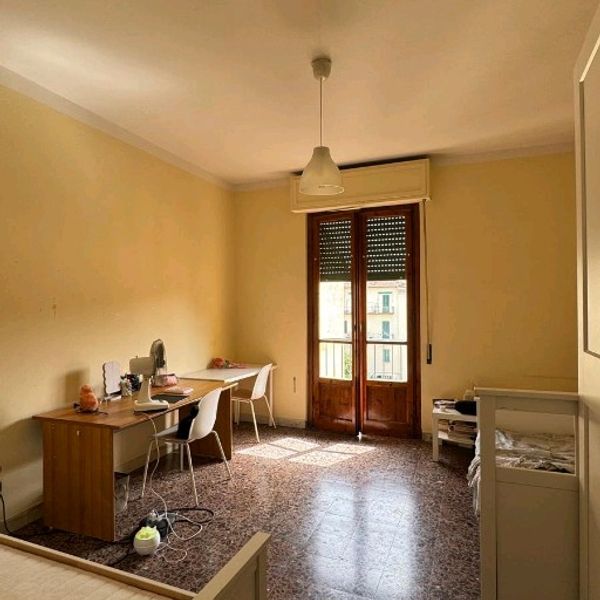 POSTO LETTO IN CAMERA DOPPIA CAMPO DI MARTE  a Firenze
