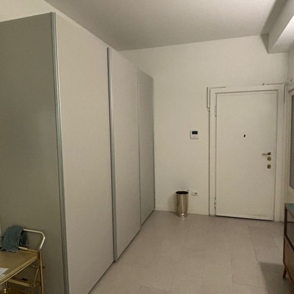 Affitto stanza matrimoniale ad uso singolo - Bagno privato a Milano foto 5