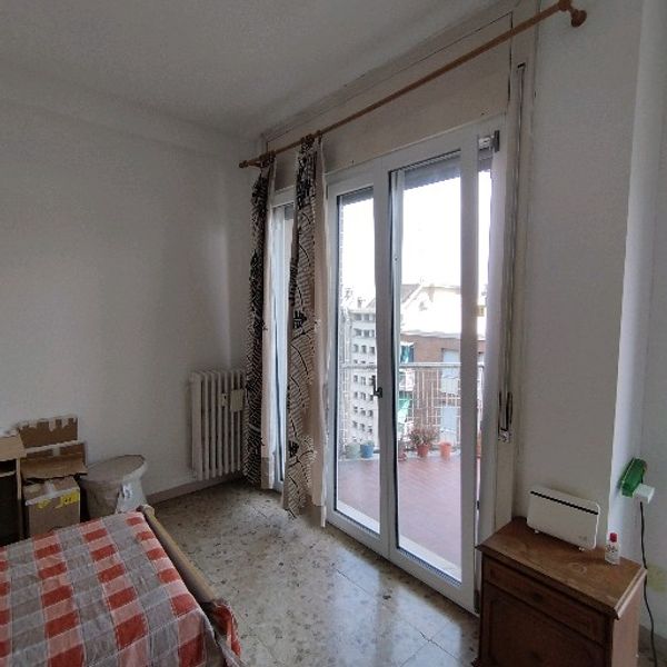 2 posti letto in camera doppia a Milano foto 5