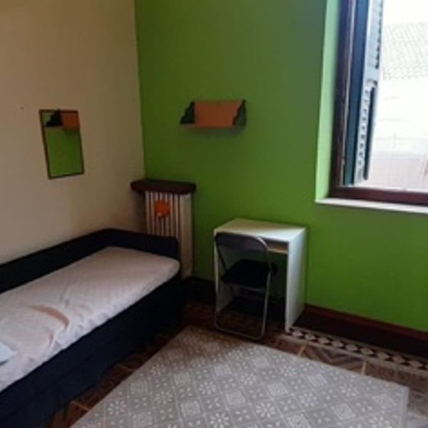 Posto letto camera doppia a Verona foto 3