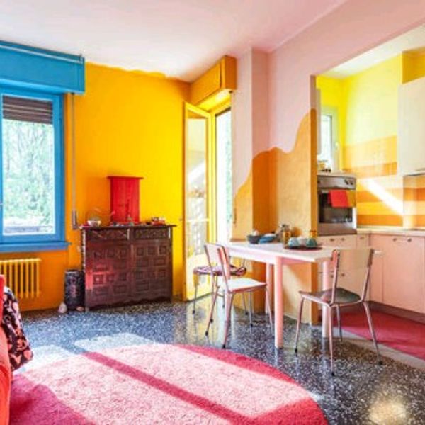 Luce, colore e sole donne:la tua stanza a Milano – tutto incluso a Milano