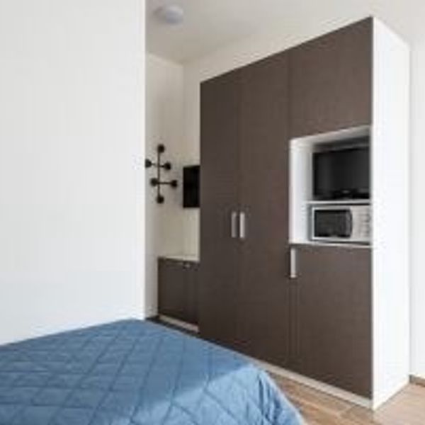 2 POSTI IN DOPPIA CON BAGNO IN CAMERA tutto incluso STUDENTESSE a Milano foto 3