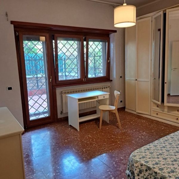 Affitto due stanze luminose vicino Furio Camillo - ideale per studenti o lavoratori a Roma