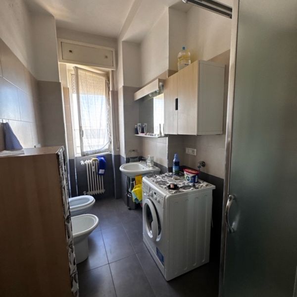 Room Available from July 1 (Girls Only) a Pavia foto 2