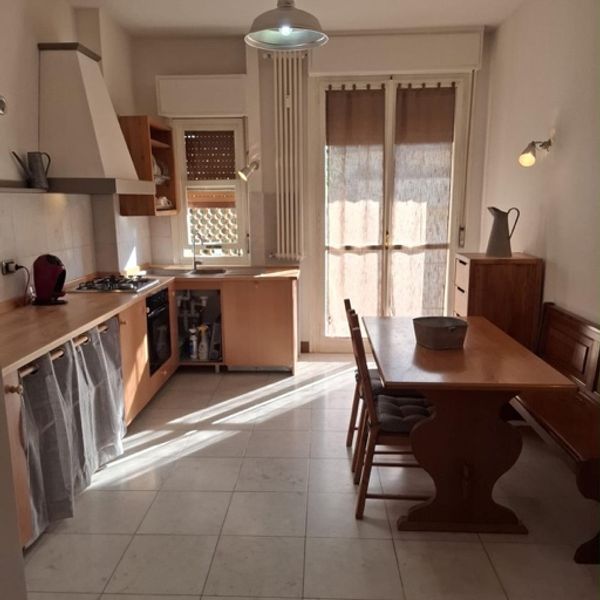 affito stanza isotto firenze a Firenze