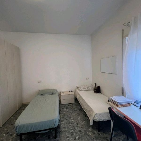 Affittasi posti letto a Marconi a Roma