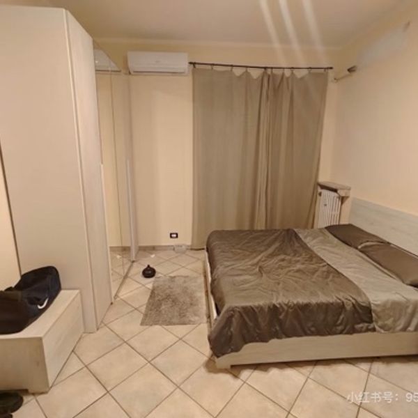 renting my room out  a Torino