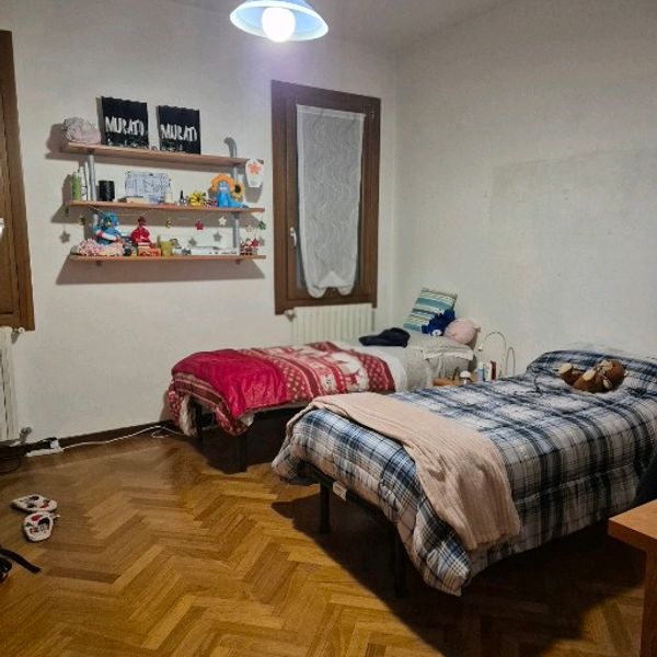Libero posto in doppia in Portello a Padova