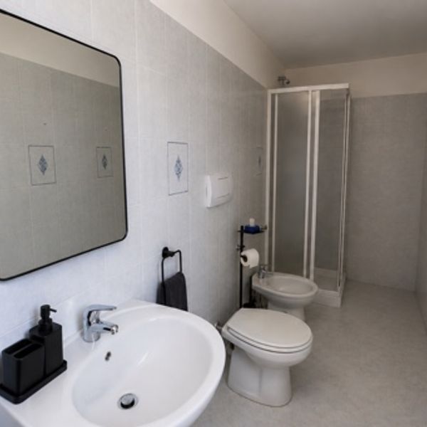 Stanza singola in bilocale – Cassia / Tomba di Nerone – €400 a Roma