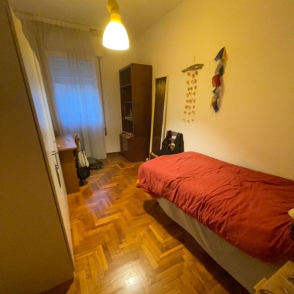 stanza singola da maggio zona hotel Milano  a Padova foto 1