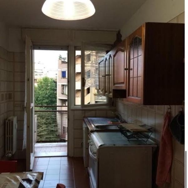 Posto letto in camera doppia a Milano foto 4