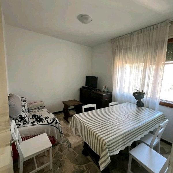 Posto letto camera doppia per ragazza disponibile a Padova foto 4