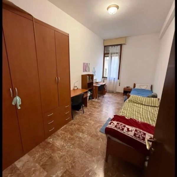 stanza doppia Padova, Piazza delle Erbe, €360 a testa a Padua