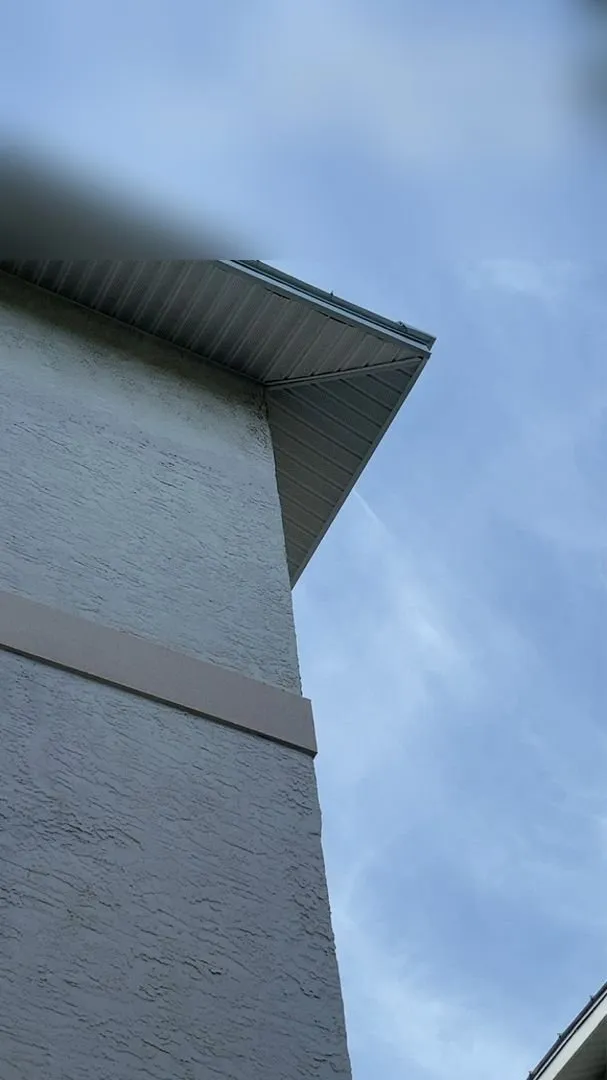 Fix soffit - Photo 6