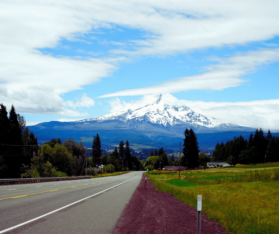 Roofing contractor Klaus Roofing Systems of Oregon Roofing contractor